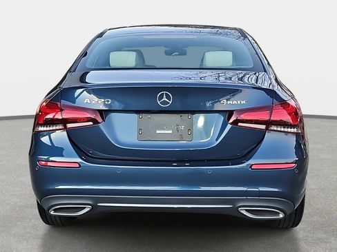 Used 2021 Mercedes-Benz A 220 4MATIC image 6