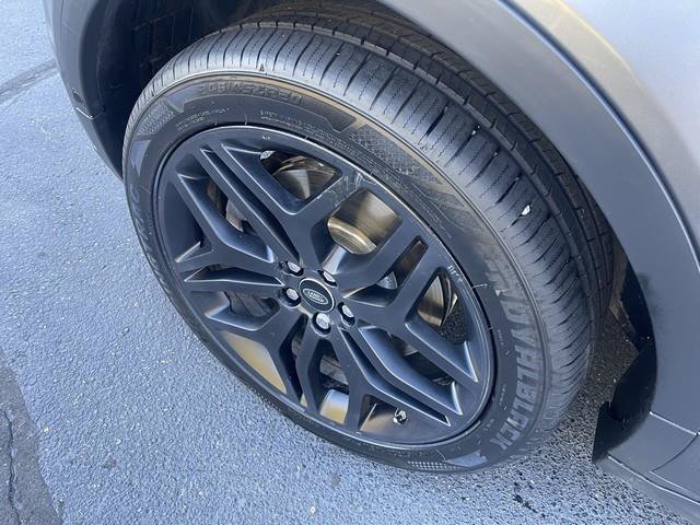 Used 2019 Land Rover Range Rover Evoque HSE Dynamic AWD/4WD image 9