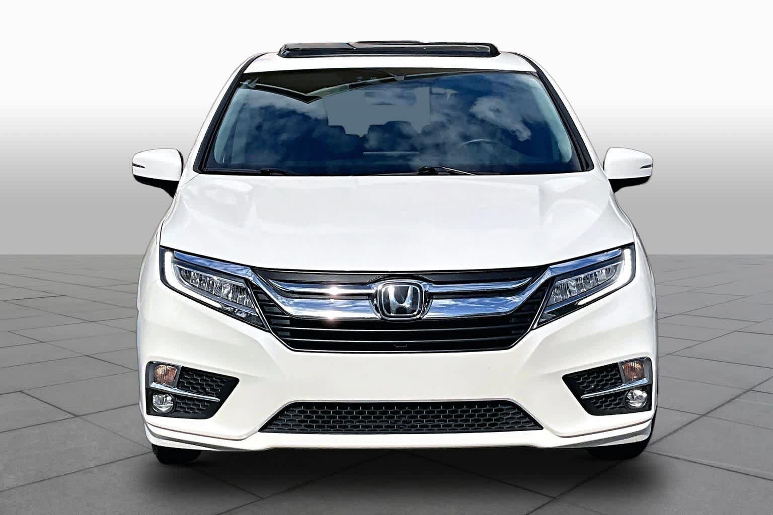 Used 2019 Honda Odyssey Elite image 4