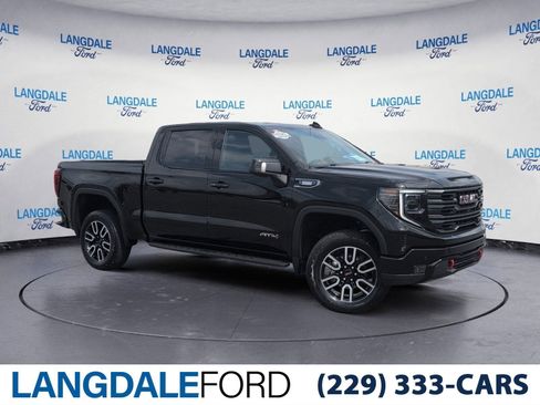 Used 2025 GMC Sierra 1500 AT4 w/ AT4 Premium Package image 1