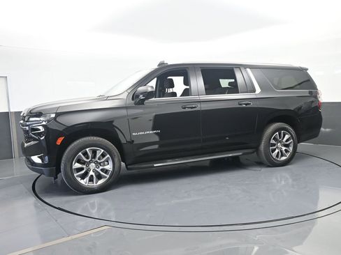 Used 2024 Chevrolet Suburban LS w/ Driver Alert Package RWD image 2