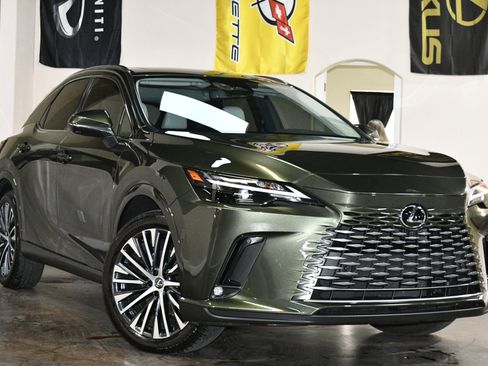 Used 2025 Lexus RX 350 Premium Plus w/ Accessory Package image 3