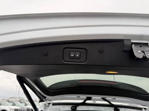 New 2026 Nissan Pathfinder Platinum w/ Cargo Package FWD image 38