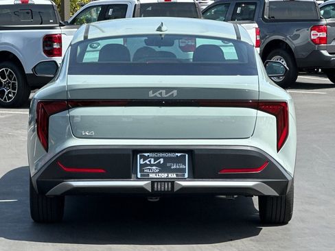 New 2026 Kia K4 LXS image 5