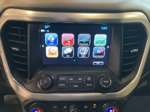 Used 2019 GMC Acadia SLT image 21