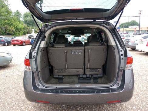 Used 2016 Honda Odyssey Touring Elite image 17
