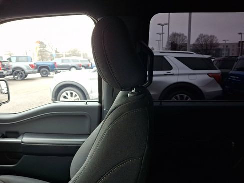 Used 2021 Ford F150 XLT w/ Equipment Group 302A High image 16