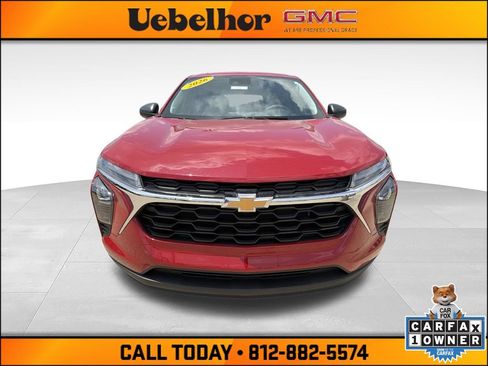 Used 2026 Chevrolet Trax LS FWD image 12
