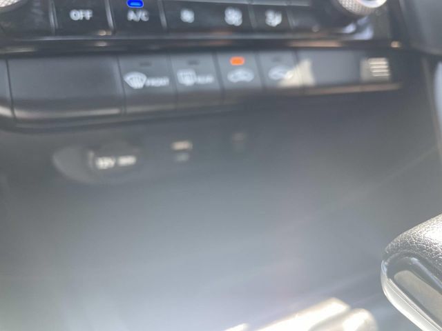 Used 2024 Hyundai Elantra SEL FWD image 32