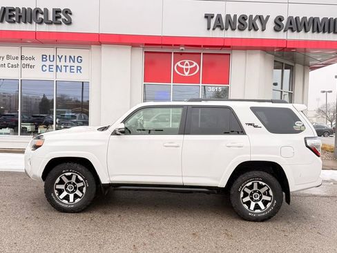 Used 2022 Toyota 4Runner TRD Off-Road Premium image 34