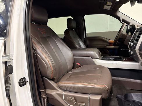 Used 2017 Ford F250 King Ranch w/ FX4 Off-Road Package AWD/4WD image 40