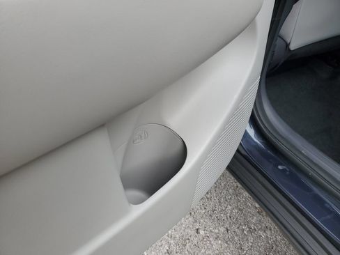 Used 2025 Hyundai Kona SEL FWD image 11