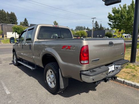 Used 2006 Ford F350 Lariat AWD/4WD image 4