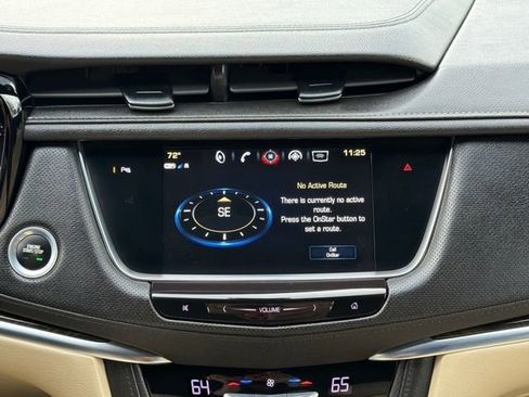 Used 2018 Cadillac XT5 FWD image 22