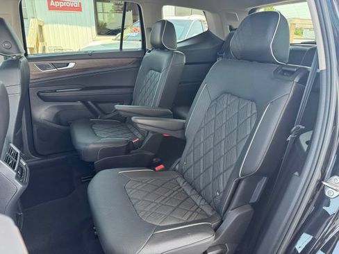 Used 2026 Volkswagen Atlas SEL Premium R-Line AWD/4WD image 24