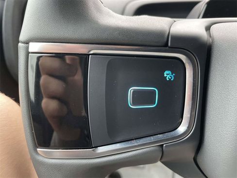 Used 2025 Ford Expedition Active image 27