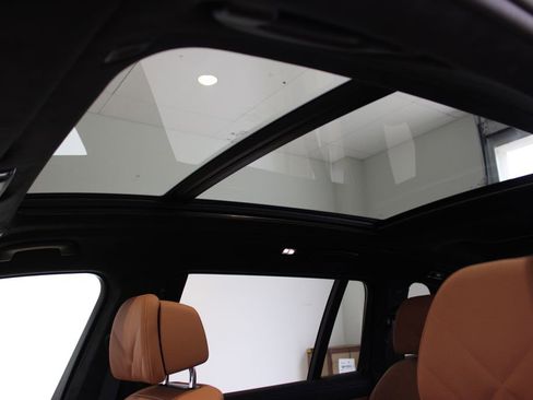 New 2026 BMW X7 xDrive40i image 25