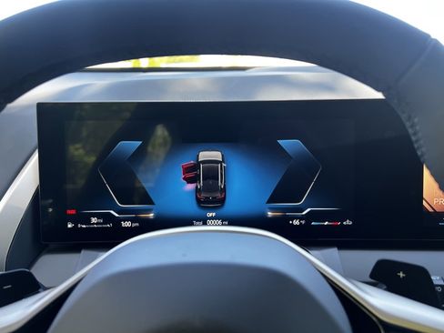 Used 2025 BMW X3 xDrive30i w/ Convenience Package image 14