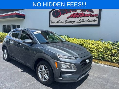 Used 2021 Hyundai Kona SE w/ Cargo Package FWD image 1