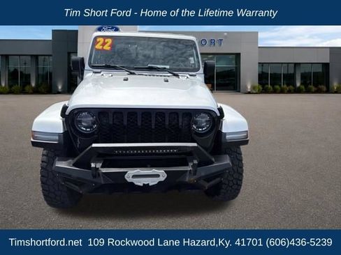 Used 2022 Jeep Gladiator Overland AWD/4WD image 3