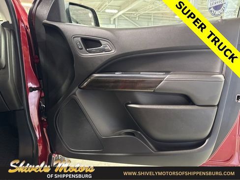 Used 2017 GMC Canyon SLT w/ Driver Alert Package image 36