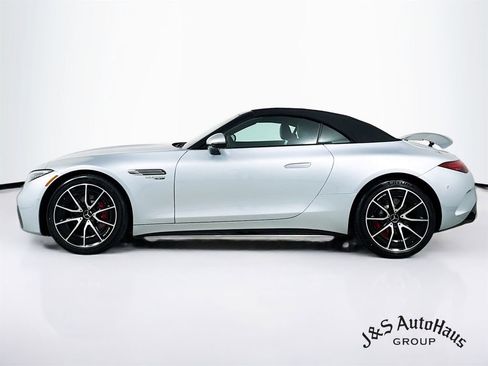 Used 2022 Mercedes-Benz SL 55 AMG 4MATIC image 52