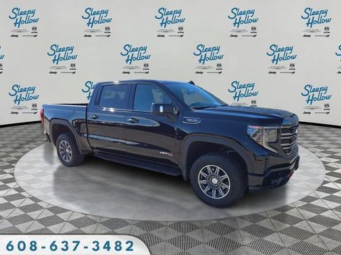 Used 2024 GMC Sierra 1500 AT4 w/ Technology Package AWD/4WD image 3