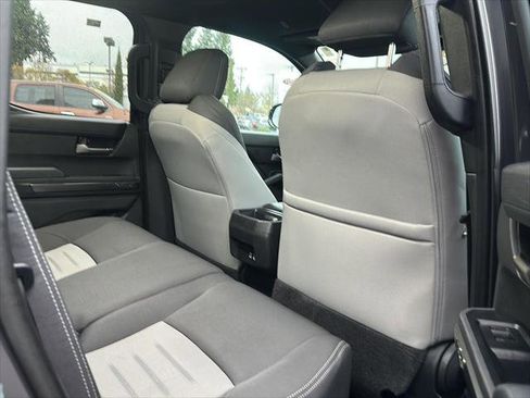 Certified 2024 Toyota Tacoma TRD Off-Road image 40