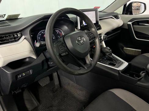 Used 2023 Toyota RAV4 XLE image 20