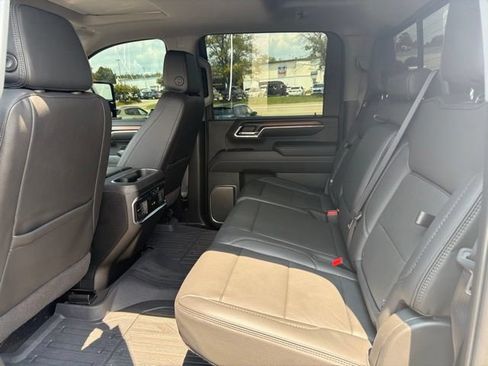 Used 2024 GMC Sierra 2500 Denali w/ Denali Reserve Package AWD/4WD image 7