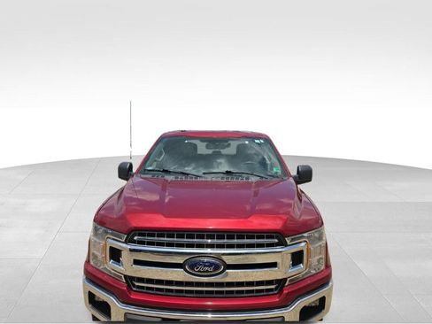 Used 2018 Ford F150 XLT w/ Equipment Group 302A Luxury RWD image 4