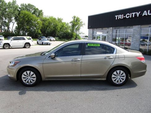 Used 2009 Honda Accord LX image 3