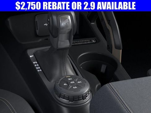 New 2025 Ford Bronco Badlands image 17