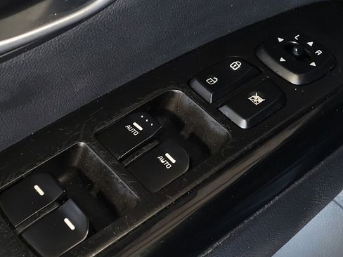 Used 2015 Kia Soul ! w/ Sun & Sound Package FWD image 27