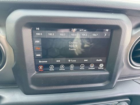 Used 2020 Jeep Wrangler Unlimited Sport AWD/4WD image 16