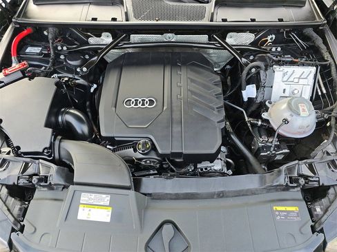 Certified 2023 Audi Q5 2.0T Premium w/ Convenience Package image 31