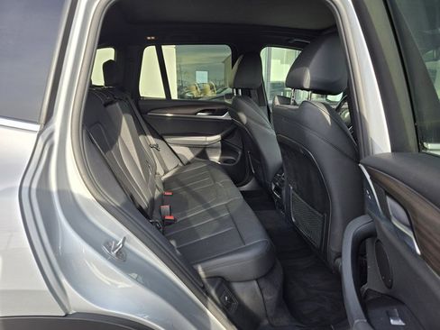 Used 2021 BMW X3 xDrive30e w/ Convenience Package image 2