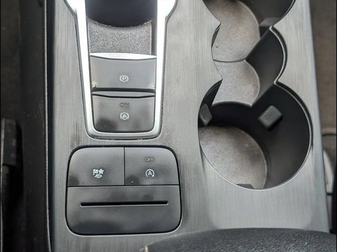 Used 2024 Ford Escape Active w/ Cold Weather Package FWD image 18