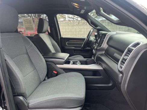 Used 2020 RAM 3500 Big Horn w/ Level 2 Equipment Group image 28