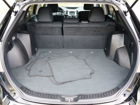 Used 2015 Toyota Venza LE image 14