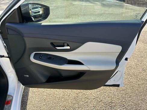 New 2026 Nissan Sentra SL w/ Floor Mat Package image 14