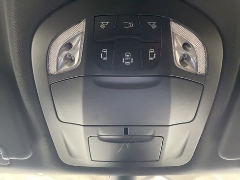 New 2026 Chrysler Pacifica Select image 44