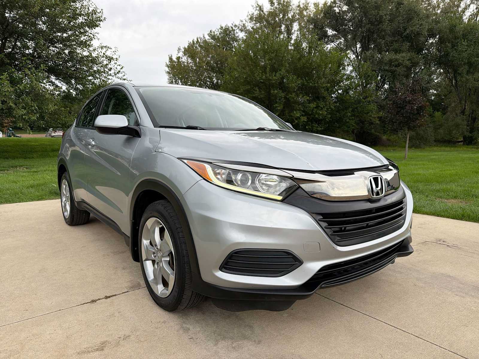 Used 2020 Honda HR-V LX image 8