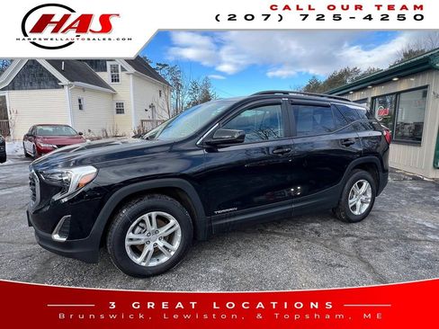 Used 2021 GMC Terrain SLE w/ Driver Convenience Package image 2
