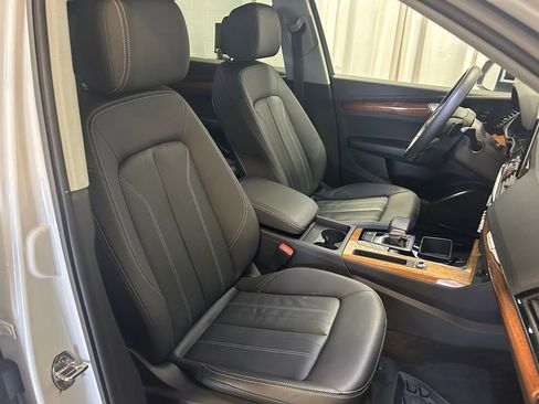 Certified 2023 Audi Q5 2.0T Premium w/ Convenience Package image 21