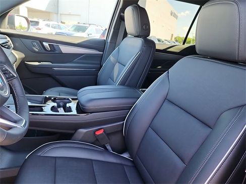 New 2026 Buick Enclave Preferred w/ Power Package image 13