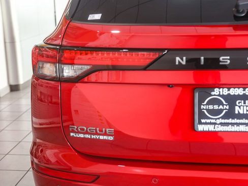 New 2026 Nissan Rogue Platinum AWD/4WD image 8