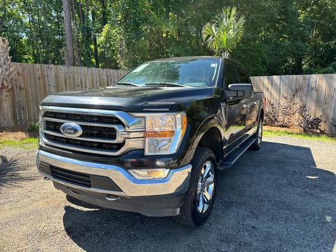 Used 2021 Ford F150 XLT w/ Equipment Group 301A Mid AWD/4WD image 3