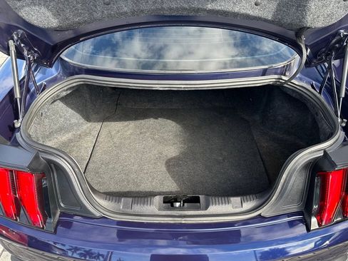 Used 2018 Ford Mustang GT image 8