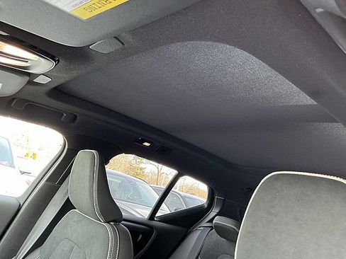 New 2026 Volvo XC40 B5 Ultra w/ Climate Package image 16